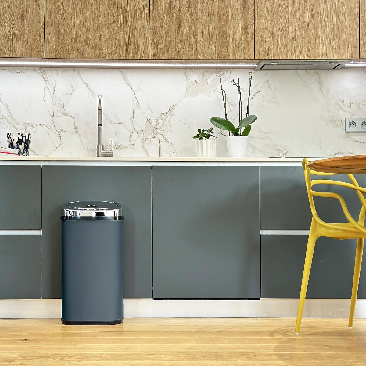 poubelle-tactile-automatique-42l-en-acier-inox