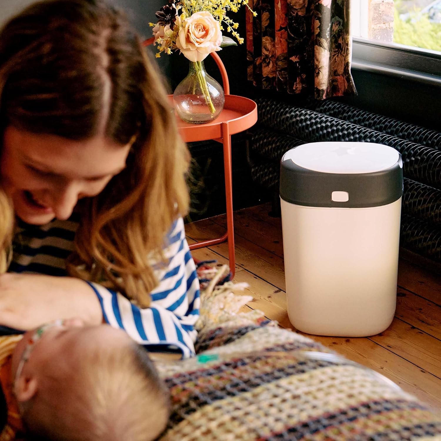 Tommee Tippee Poubelle à couches Twist & Click, Pack Exclusif avec x2 Recharges incluses, Protection anti-odeurs et anti-germes garantie, Grande capacité