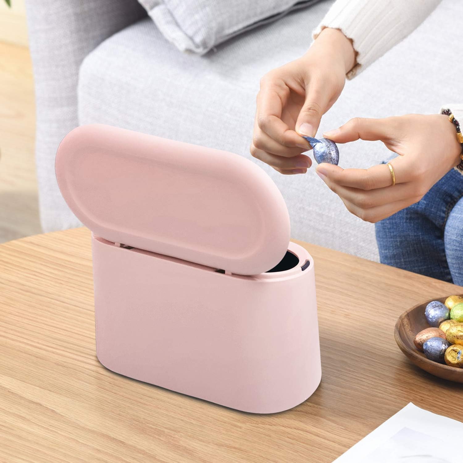 Poubelle rose 3L à couvercle basculant chambre